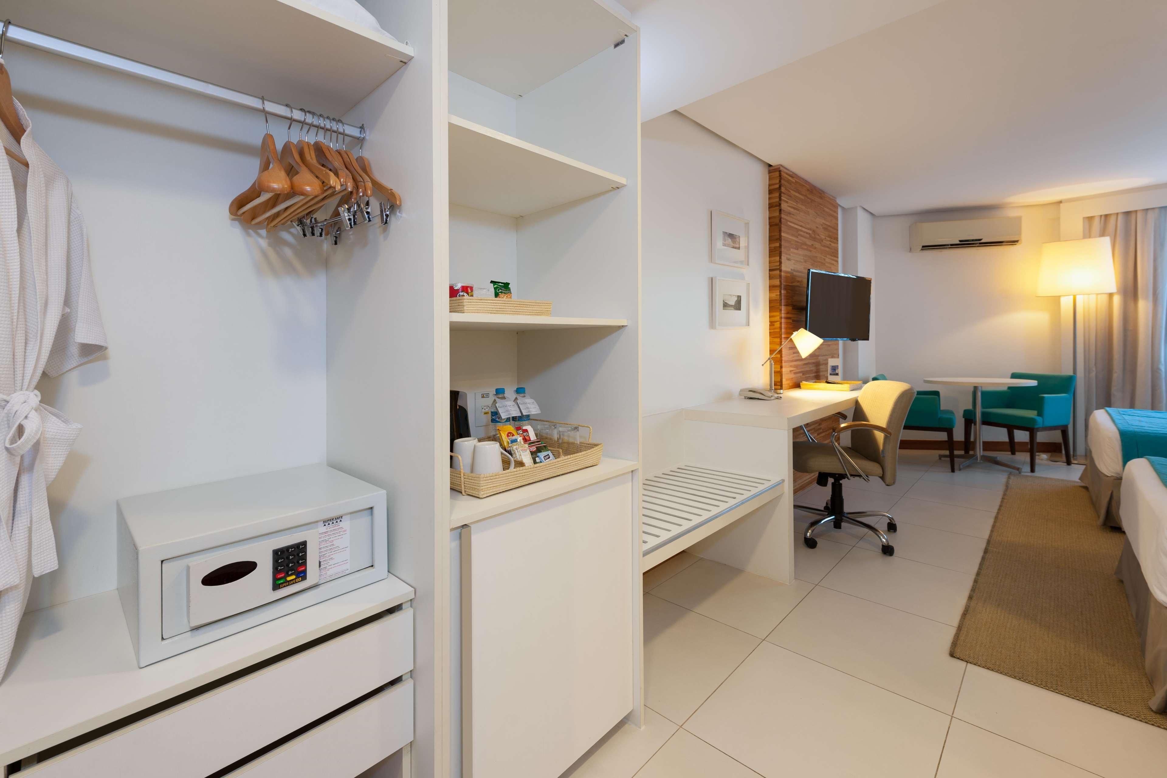 Best Western Premier Maceio Экстерьер фото A room at the hotel