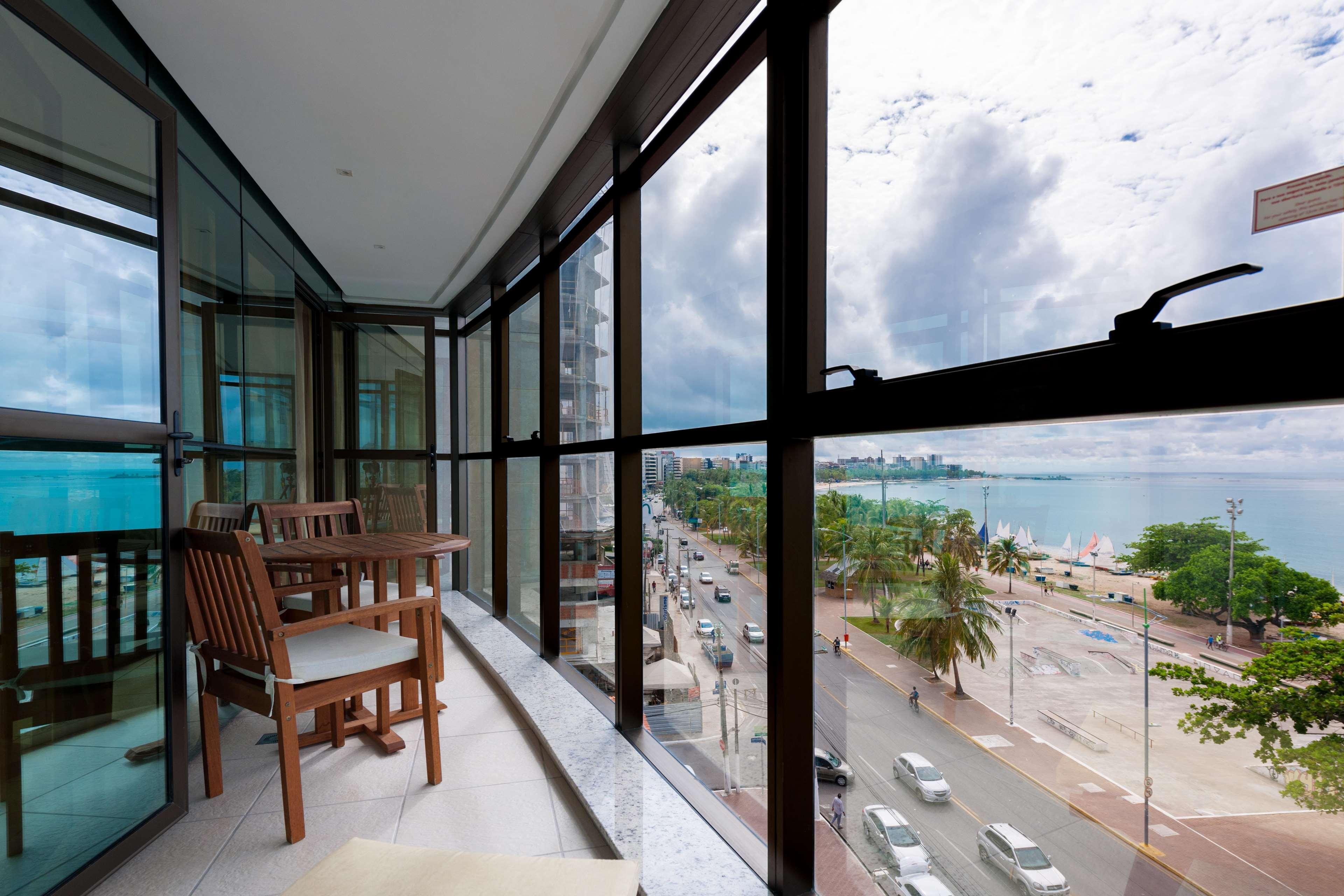 Best Western Premier Maceio Экстерьер фото A balcony