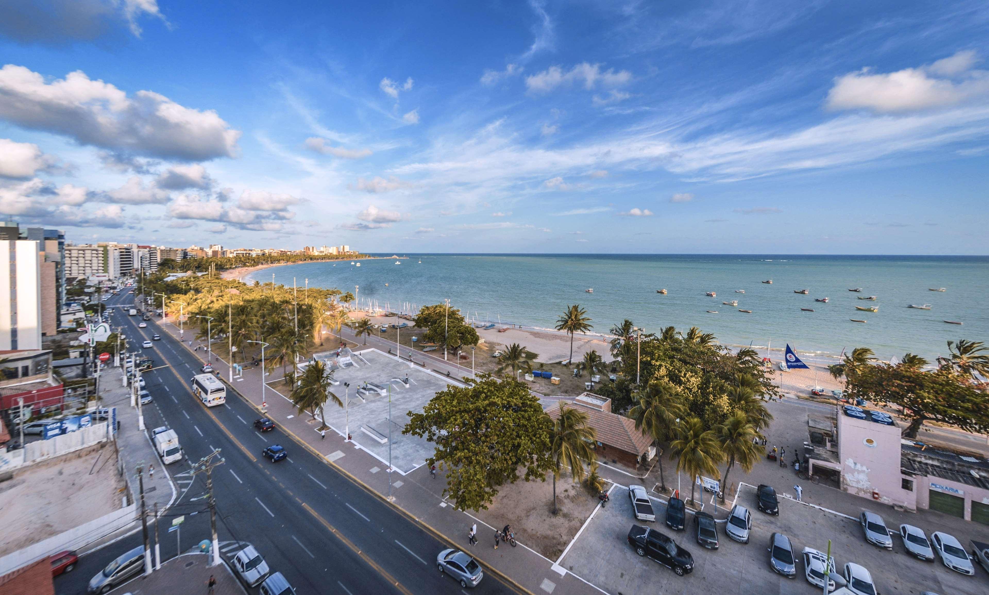 Best Western Premier Maceio Экстерьер фото Aerial view of the bay